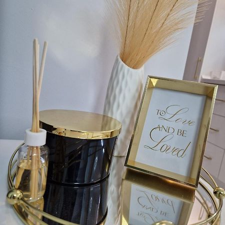 Gold Tag Apartament Timişoara Exteriör bild