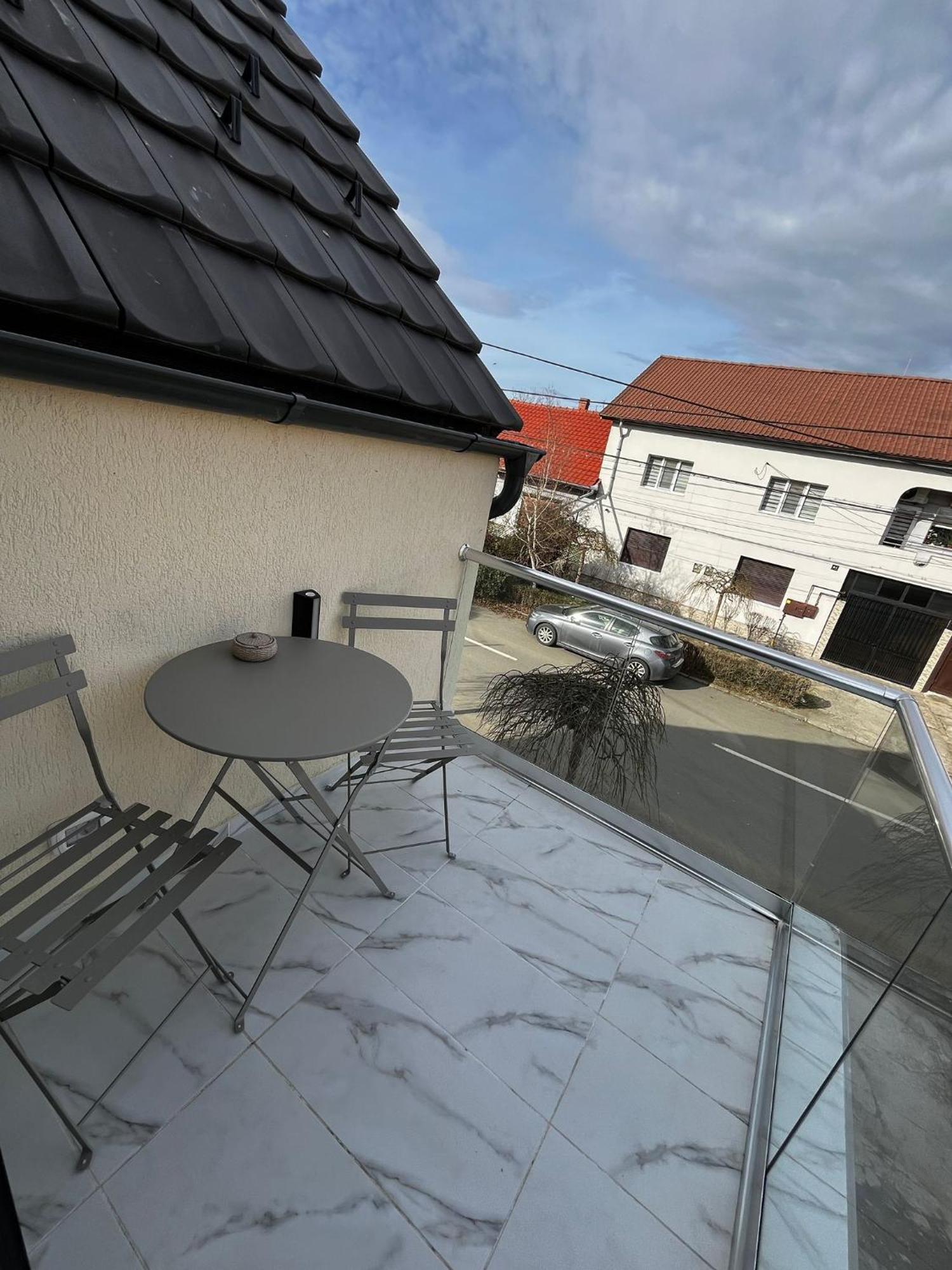 Gold Tag Apartament Timişoara Exteriör bild